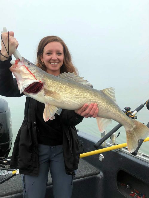 D3-walleye-charters-lake-erie-10L