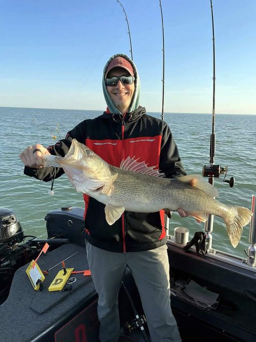 D3-walleye-charters-lake-erie-1L