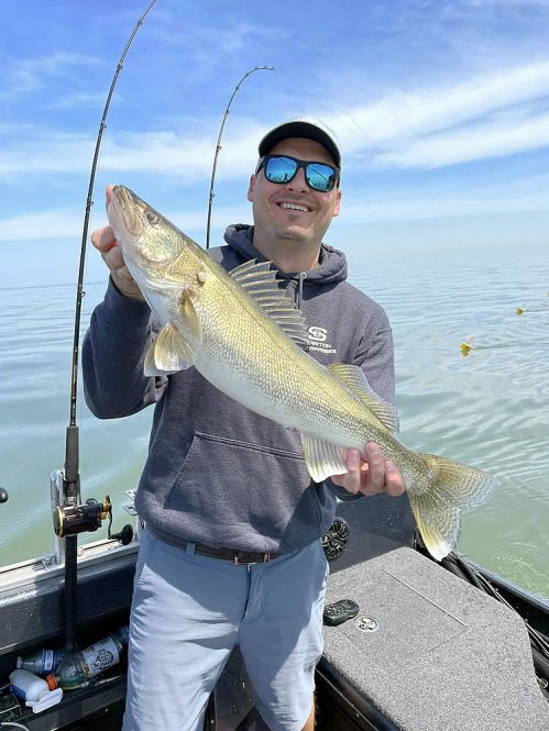 D3-walleye-charters-lake-erie-2L