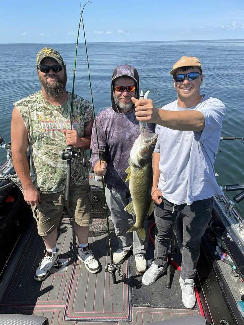 D3-walleye-charters-lake-erie-6L